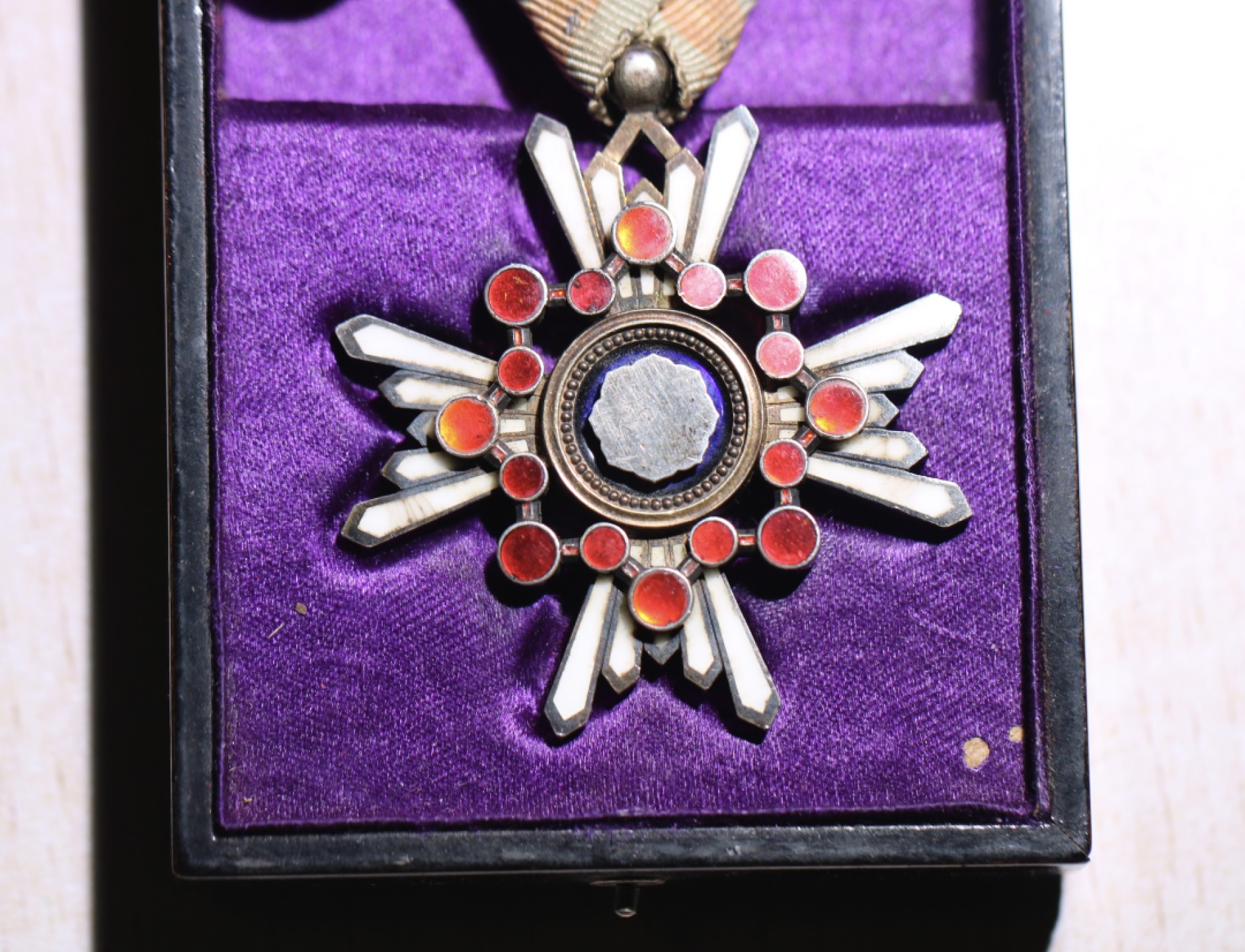 大猫徽章拍卖第197期 日本六等瑞宝章