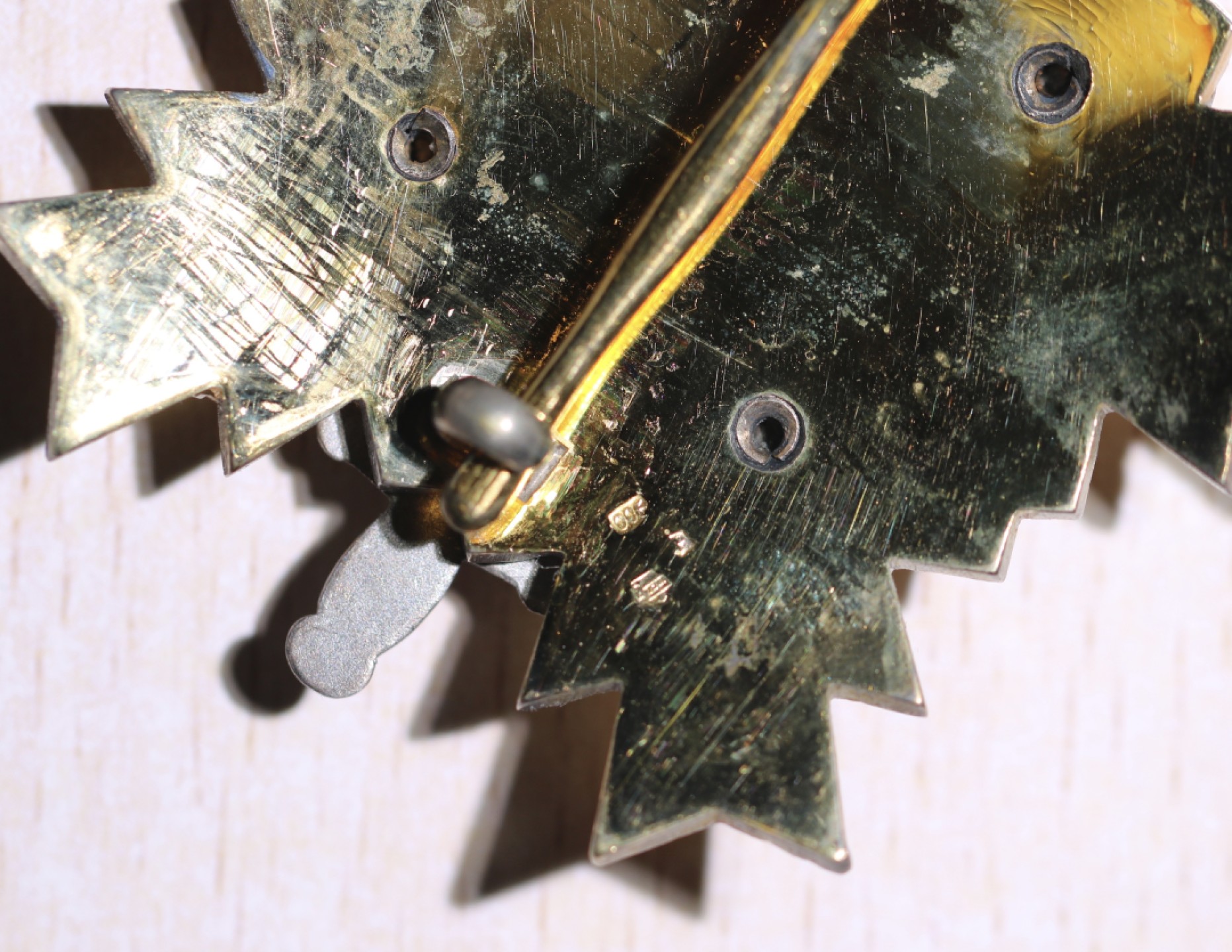 大猫徽章拍卖第197期 南斯拉夫人民军 二 三级勋章一组 银质好品