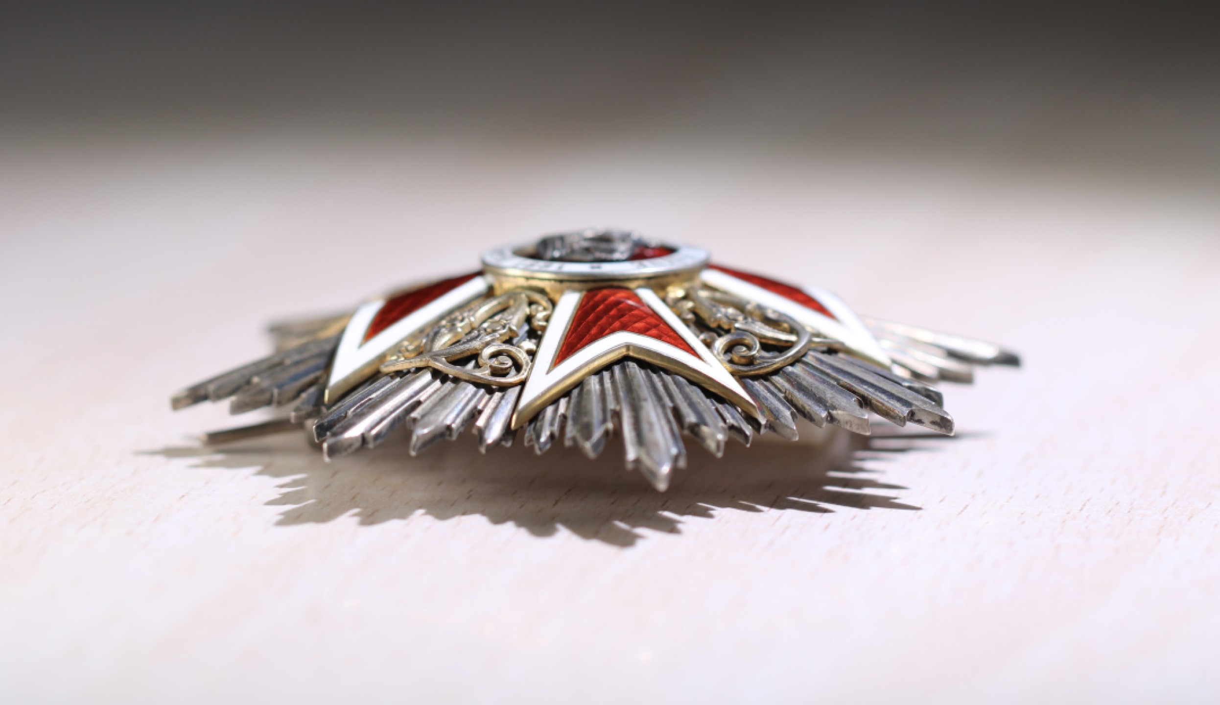 大猫徽章拍卖第197期 大十字级罗马尼亚王冠勋章 原盒 好品