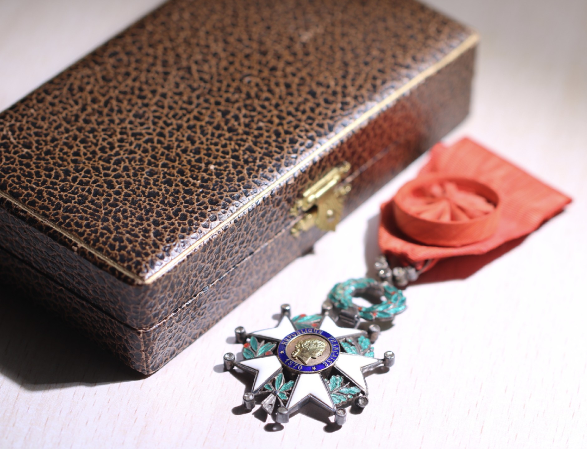 大猫徽章拍卖第197期 法国🇫🇷荣誉军团勋章 订制版原盒