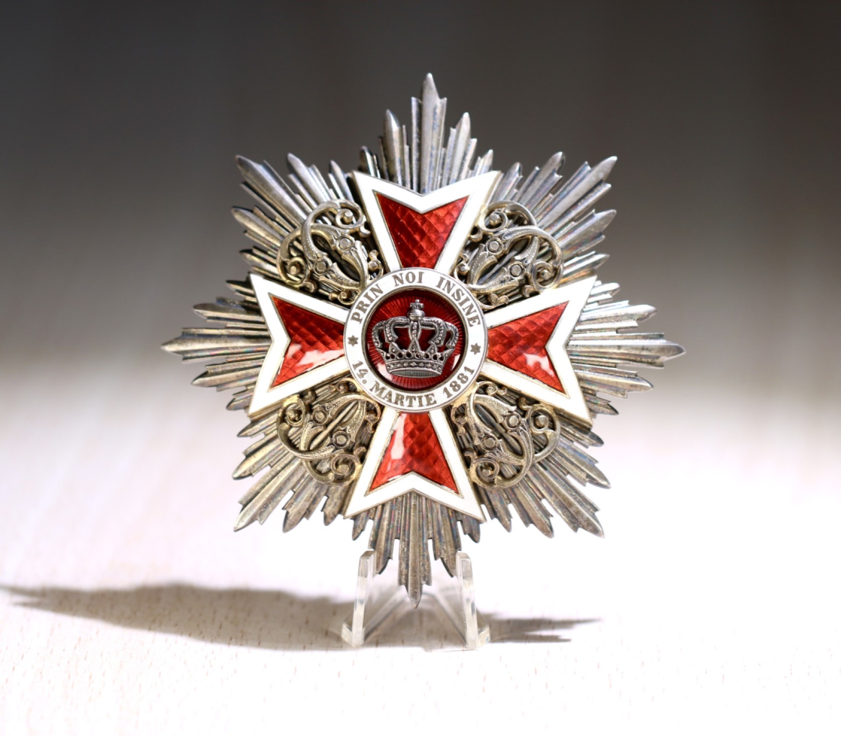 大猫徽章拍卖第197期 大十字级罗马尼亚王冠勋章 原盒 好品