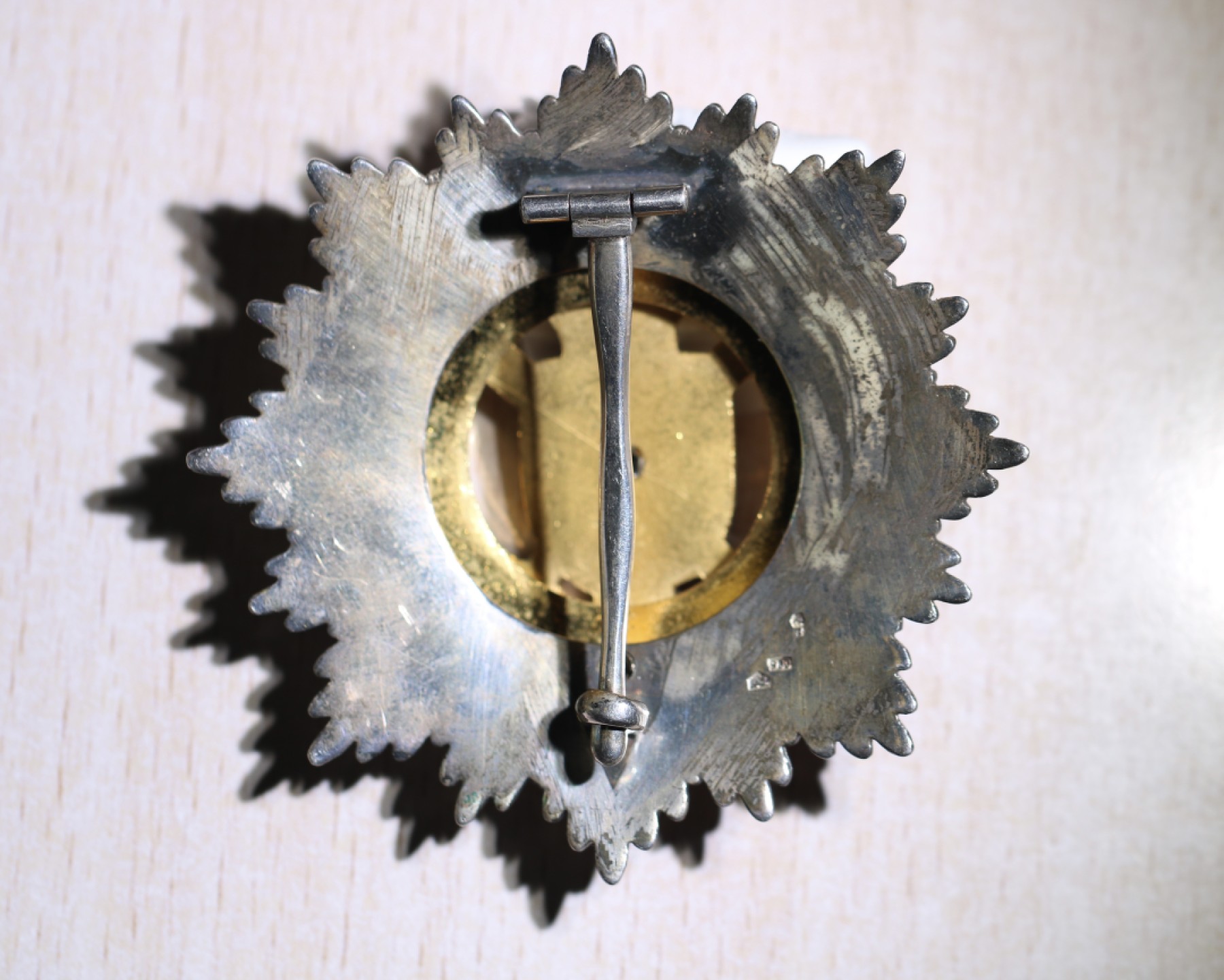 大猫徽章拍卖第197期 南斯拉夫一二三级军事功勋勋章 一组 全品 900银戳记