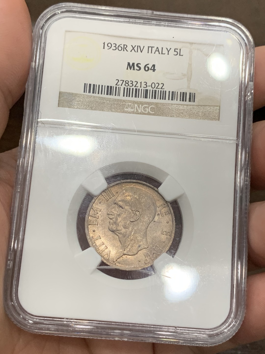 《竞宝斋》第76场-本周日，周一2场连拍（全场不限金额包邮） NGC MS64意大利王国1936年5里拉，强转光，极好的状态。