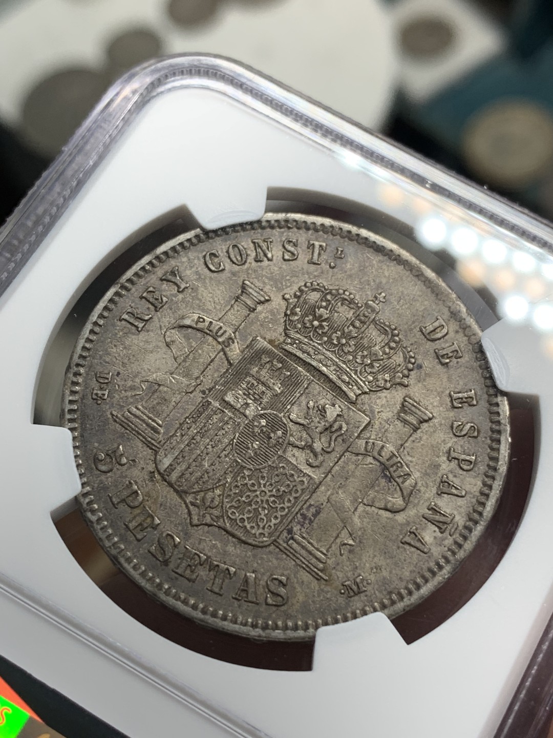 《竞宝斋》第76场-本周日，周一2场连拍（全场不限金额包邮） NGC-XF 西班牙1878年 阿方索十二世 5比塞塔双柱 大银币 有小戳 细节都不错