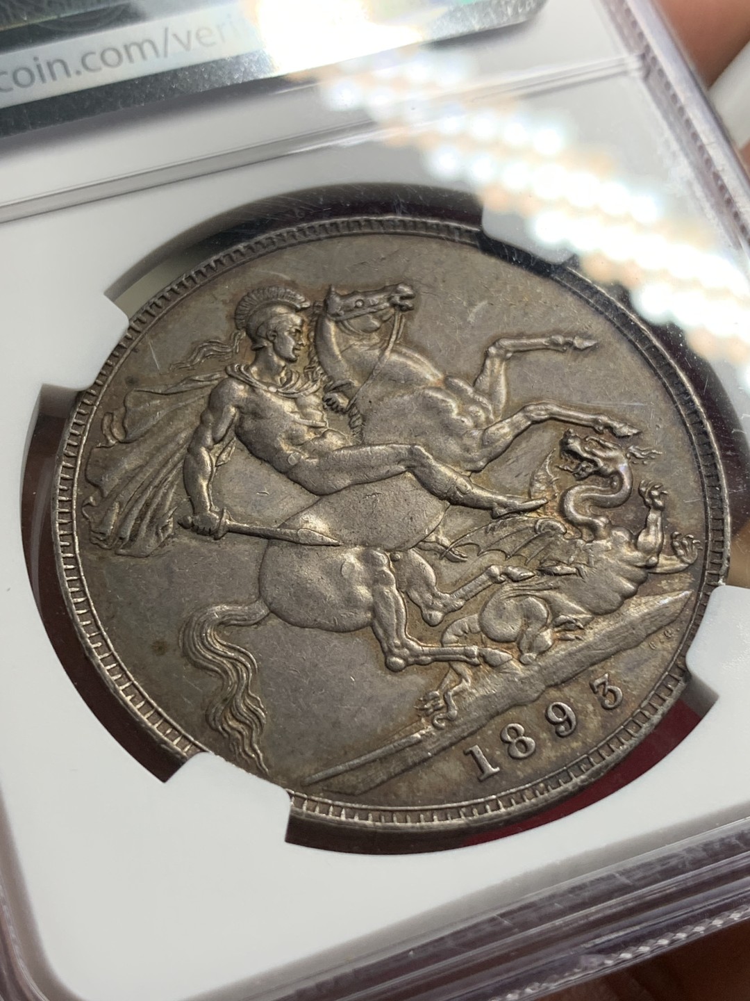 《竞宝斋》第76场-本周日，周一2场连拍（全场不限金额包邮） NGC-AU58 英国1893年马剑，原汁原味，包浆漂亮