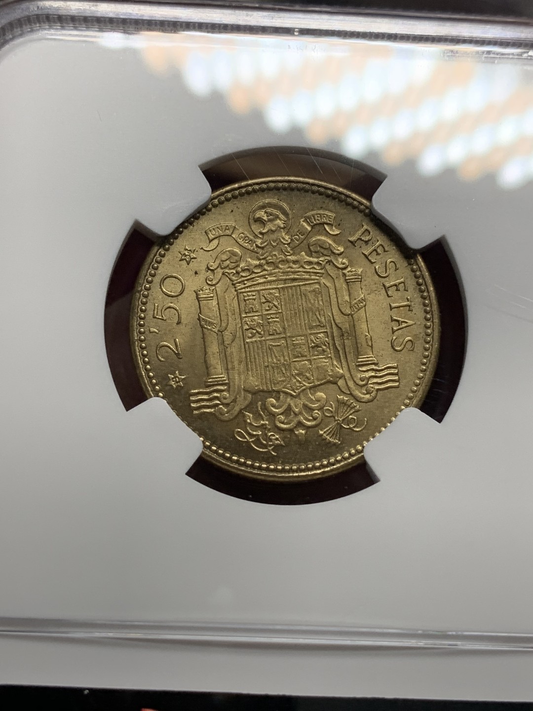 《竞宝斋》第76场-本周日，周一2场连拍（全场不限金额包邮） NGC-MS65 西班牙 1953年 佛朗哥 2.5比塞塔 铜币 少见面值 稀少品种