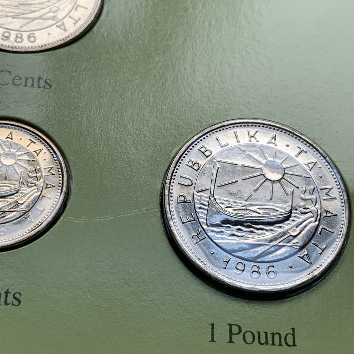 《竞宝斋》第76场-本周日，周一2场连拍（全场不限金额包邮） 3套一组 图瓦卢1985年清年份套币全套+马耳他1986年清年份船版套币全套，富兰克林精选品种