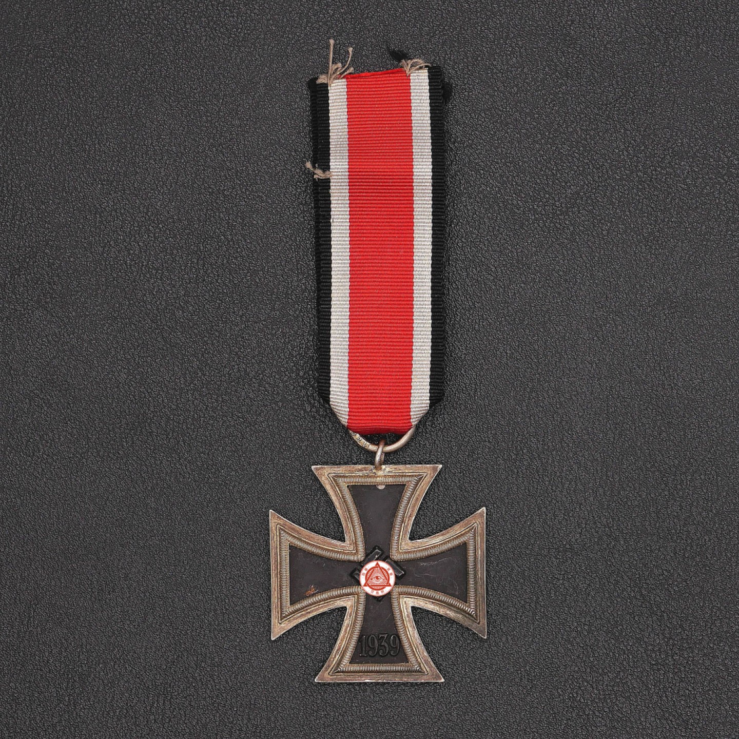 勋章奖章交易所7月23日拍卖 德国二级铁十字第3枚（120厂）