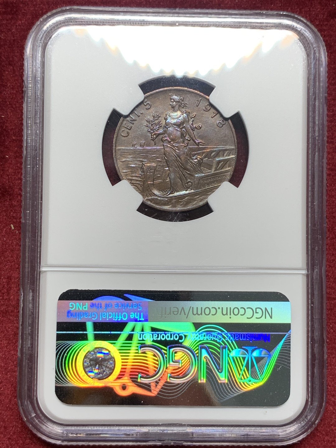 《竞宝斋》第76场-本周日，周一2场连拍（全场不限金额包邮） NGC-MS62BN  意大利1918年拿花5C大铜币，拿花真的漂亮，艺术性无以伦比