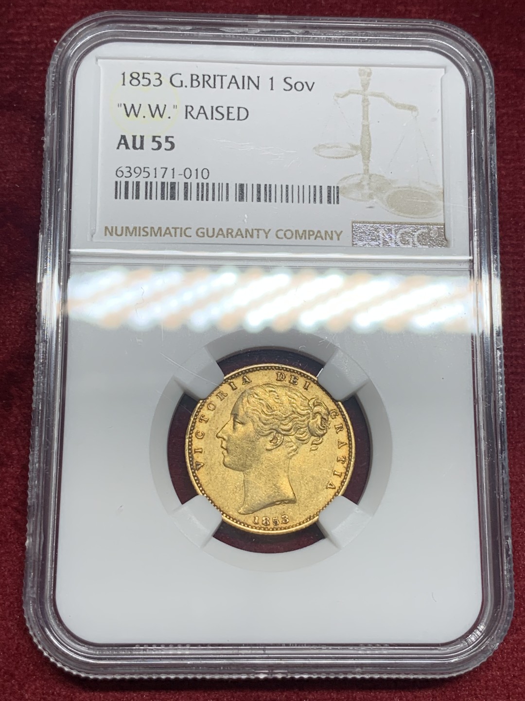 《竞宝斋》第76场-本周日，周一2场连拍（全场不限金额包邮） NGC-AU55 英国 1853年 维多利亚女神年轻头 1英镑金币 早期年份有这个状态已经非常难得
