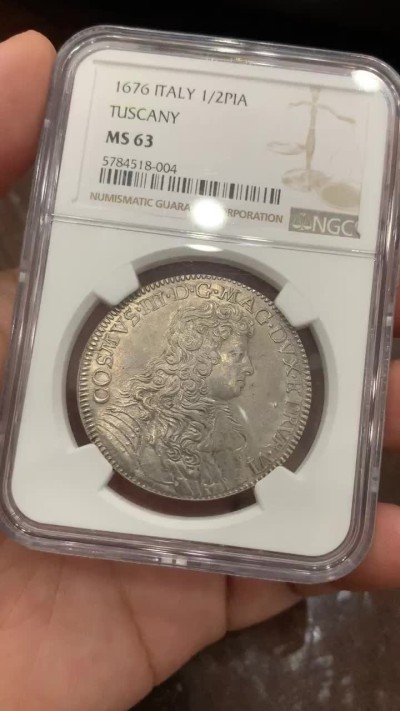 《竞宝斋》第76场-本周日，周一2场连拍（全场不限金额包邮） 唯一冠军 NGC MS63意大利托斯卡纳大公国1676年科西莫三世·德·美第奇1/2piastre。佛罗伦萨铸。单年版，19年一枚略差的裸币 2.7W成交