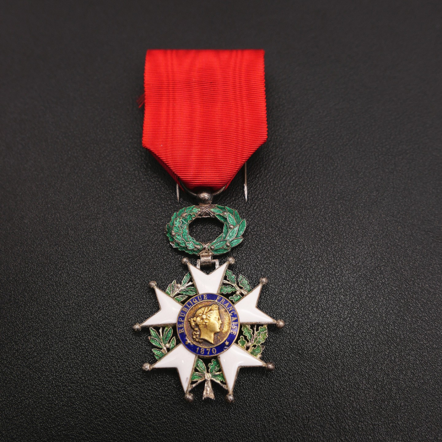 勋章奖章交易所7月23日拍卖 银质珐琅法国第三共和荣军勋章