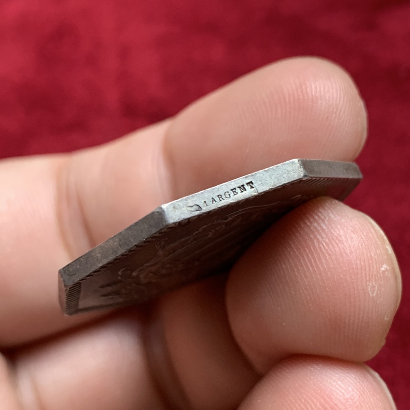 《竞宝斋》第76场-本周日，周一2场连拍（全场不限金额包邮） 法国雷恩城市徽章八角银章，15.2克32mm丰饶角1AR边铭