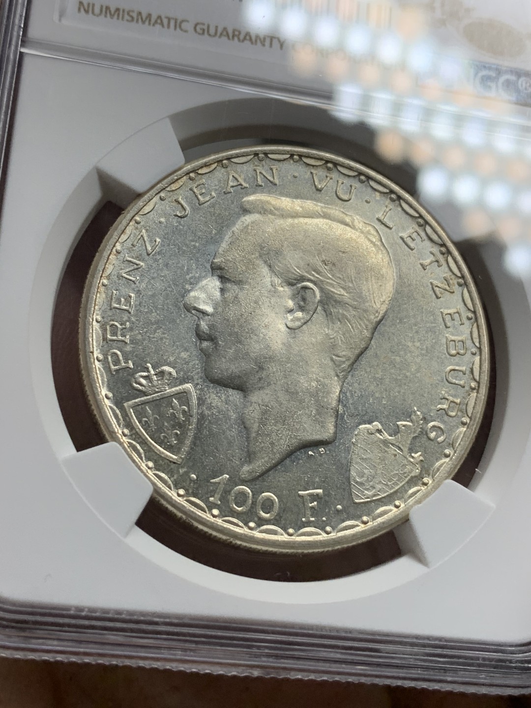 《竞宝斋》第76场-本周日，周一2场连拍（全场不限金额包邮） NGC-MS63 卢森堡 1946年 马剑100法郎 大银币少见品种