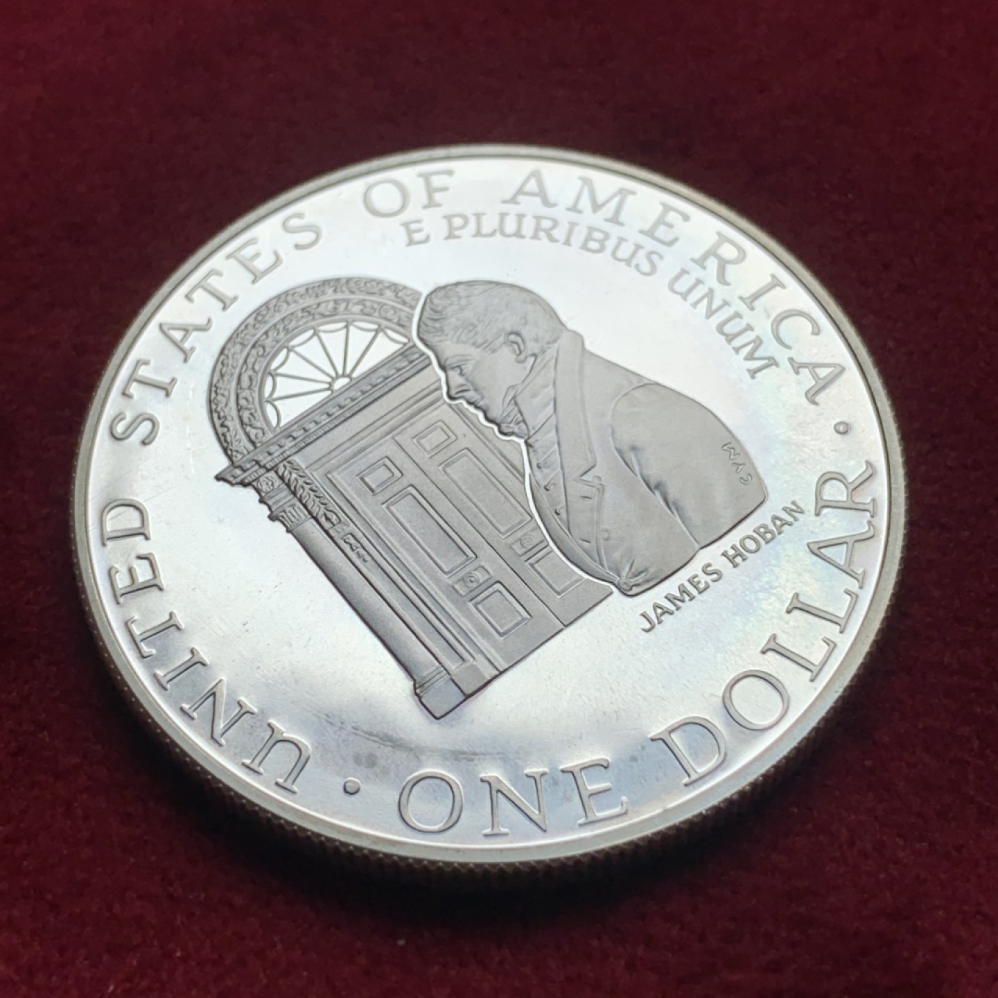 《竞宝斋》第76场-本周日，周一2场连拍（全场不限金额包邮） 美国 1992年 白宫建立200周年 1美元 纪念银币 26.7克 900银 