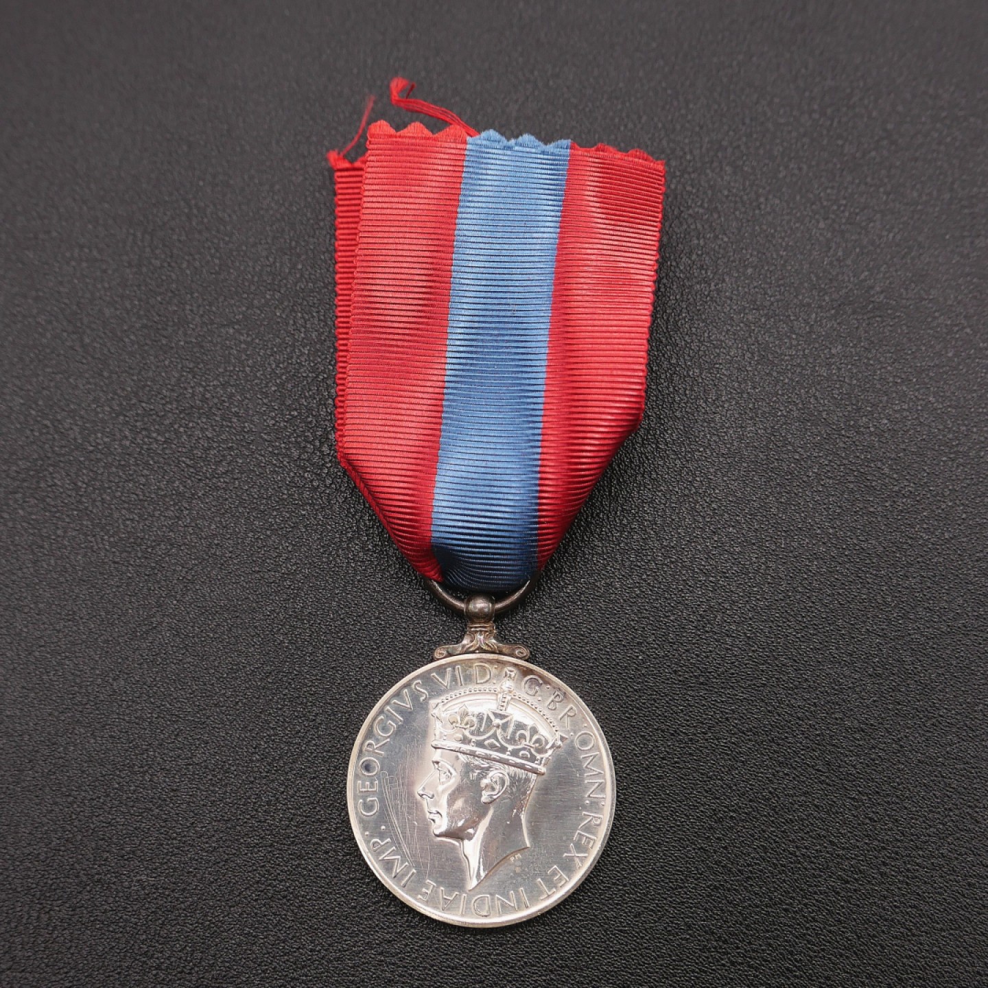 勋章奖章交易所7月23日拍卖 银质英国帝国服务奖章