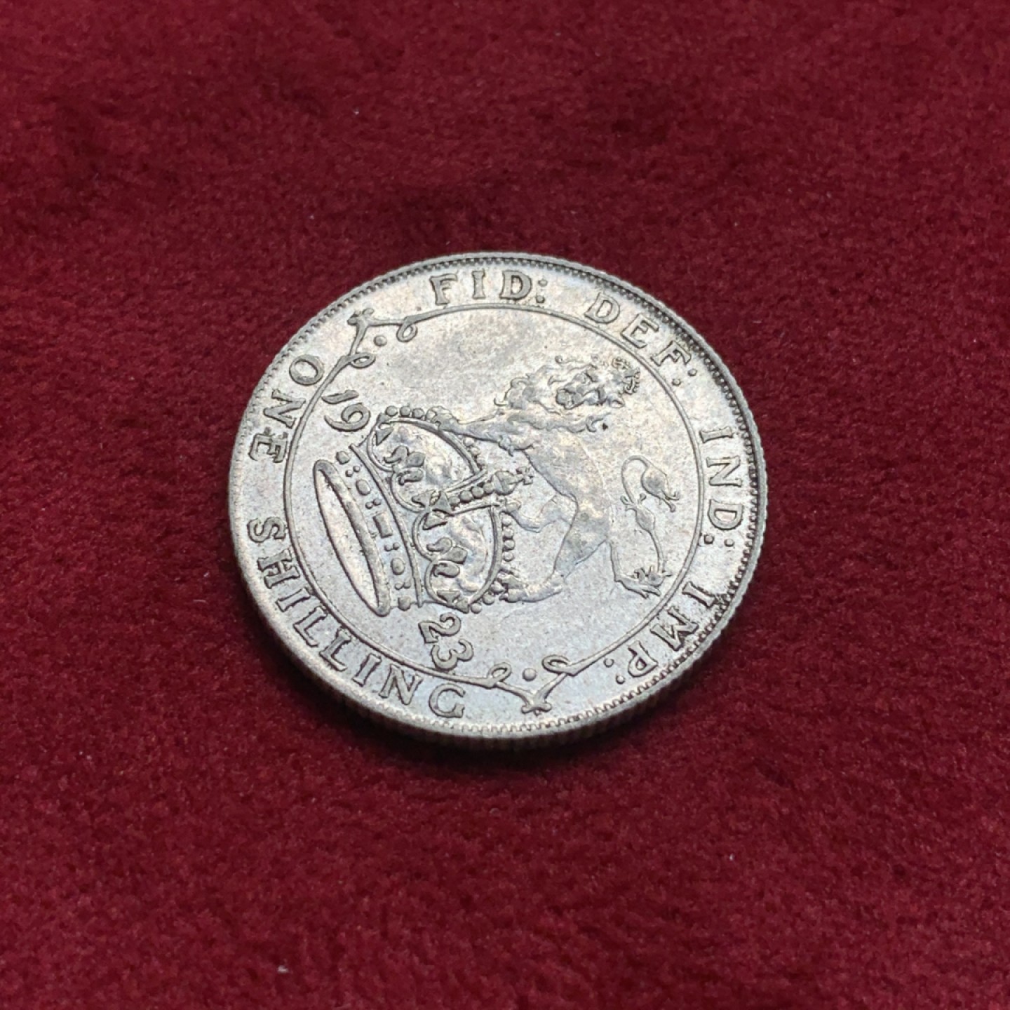 《竞宝斋》第76场-本周日，周一2场连拍（全场不限金额包邮） 好品 1923 乔治五世先令银币 头发都打出来了