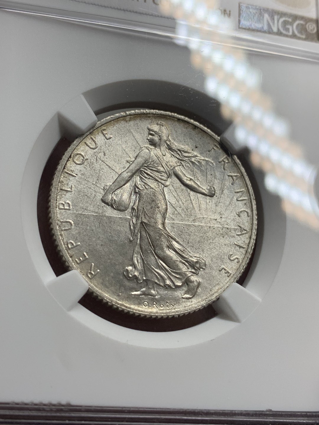 《竞宝斋》第76场-本周日，周一2场连拍（全场不限金额包邮） NGC-MS63 法国1918年 播种女神2法郎 银币 一流的好品