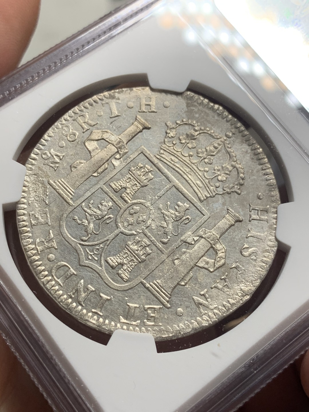 《竞宝斋》第76场-本周日，周一2场连拍（全场不限金额包邮） NGC UNC 墨西哥 1808年 卡四双柱8R 大银币  双面深打 银光十足