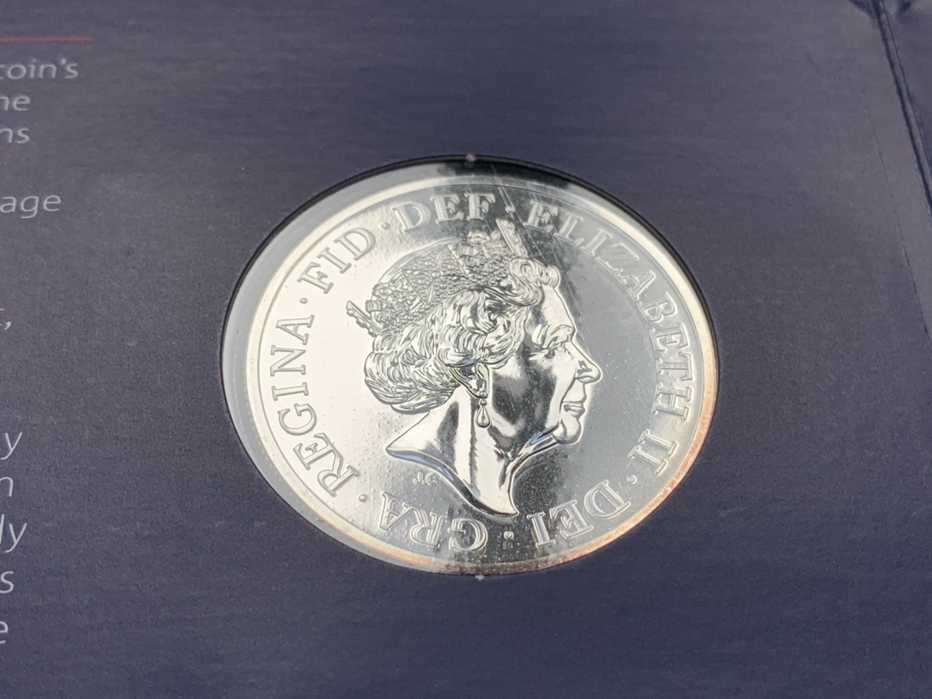 《竞宝斋》第76场-本周日，周一2场连拍（全场不限金额包邮） 英国 2015年不列颠尼亚女神50英镑纪念银币 带原包装