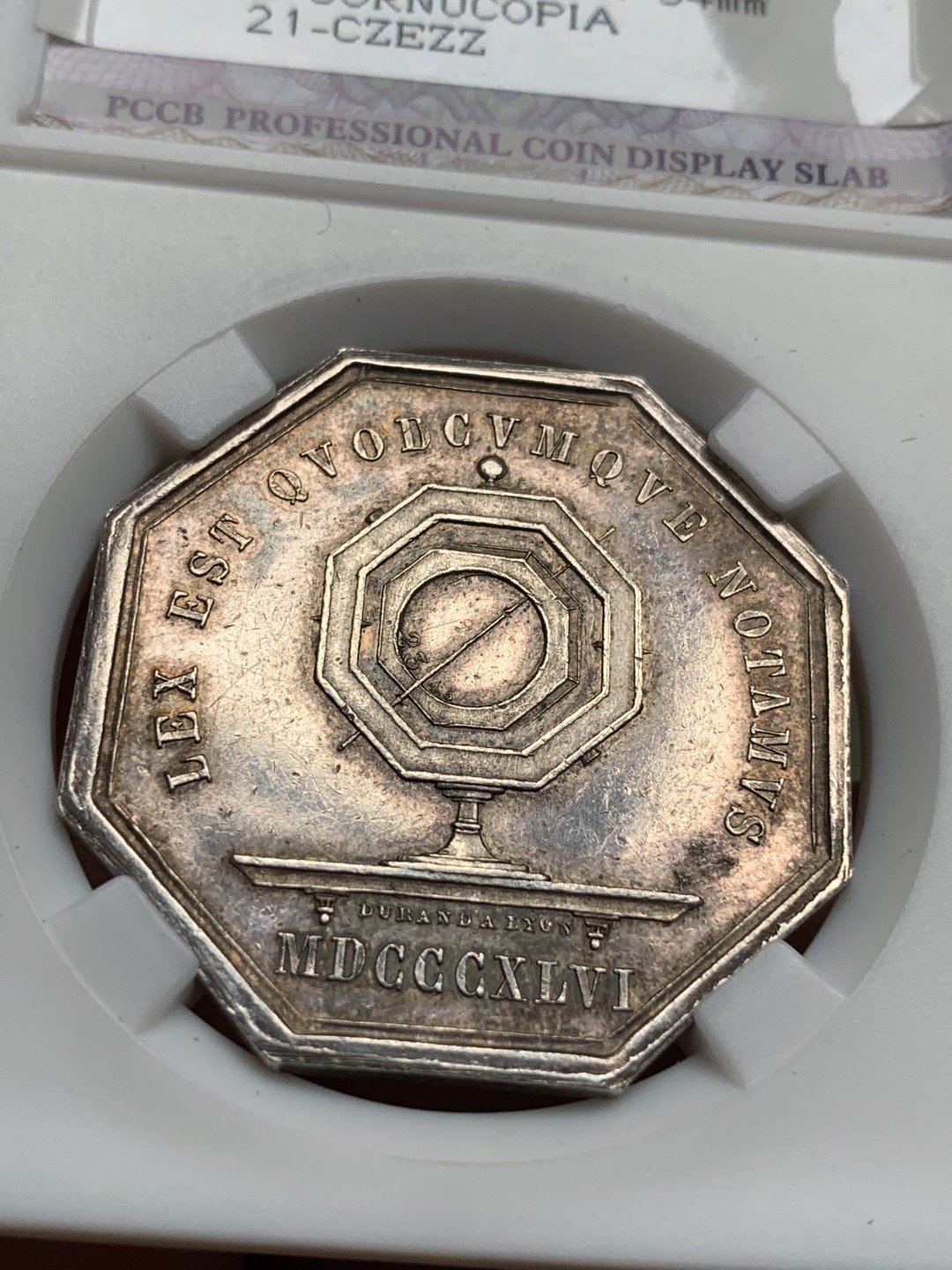 《竞宝斋》第76场-本周日，周一2场连拍（全场不限金额包邮） 法国 1880年 圣埃蒂安区公证人 银质八角代币 原味包浆细节好 34mm 17.67克 丰饶角边铭 银标