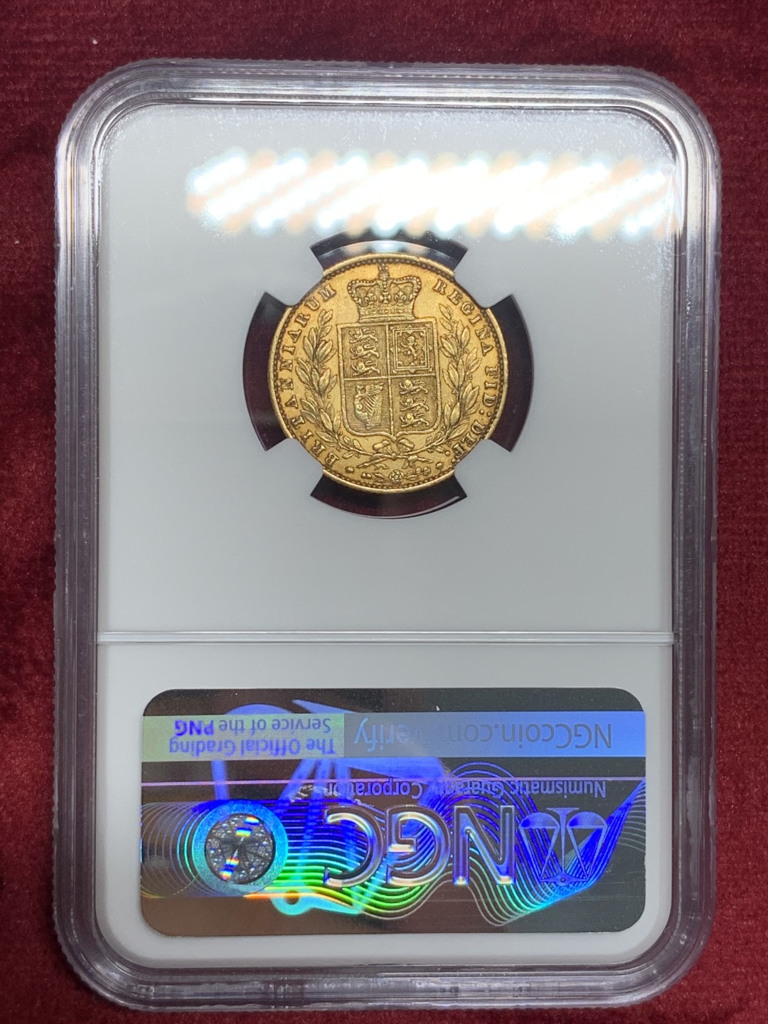 《竞宝斋》第76场-本周日，周一2场连拍（全场不限金额包邮） NGC-AU55 英国 1853年 维多利亚女神年轻头 1英镑金币 早期年份有这个状态已经非常难得