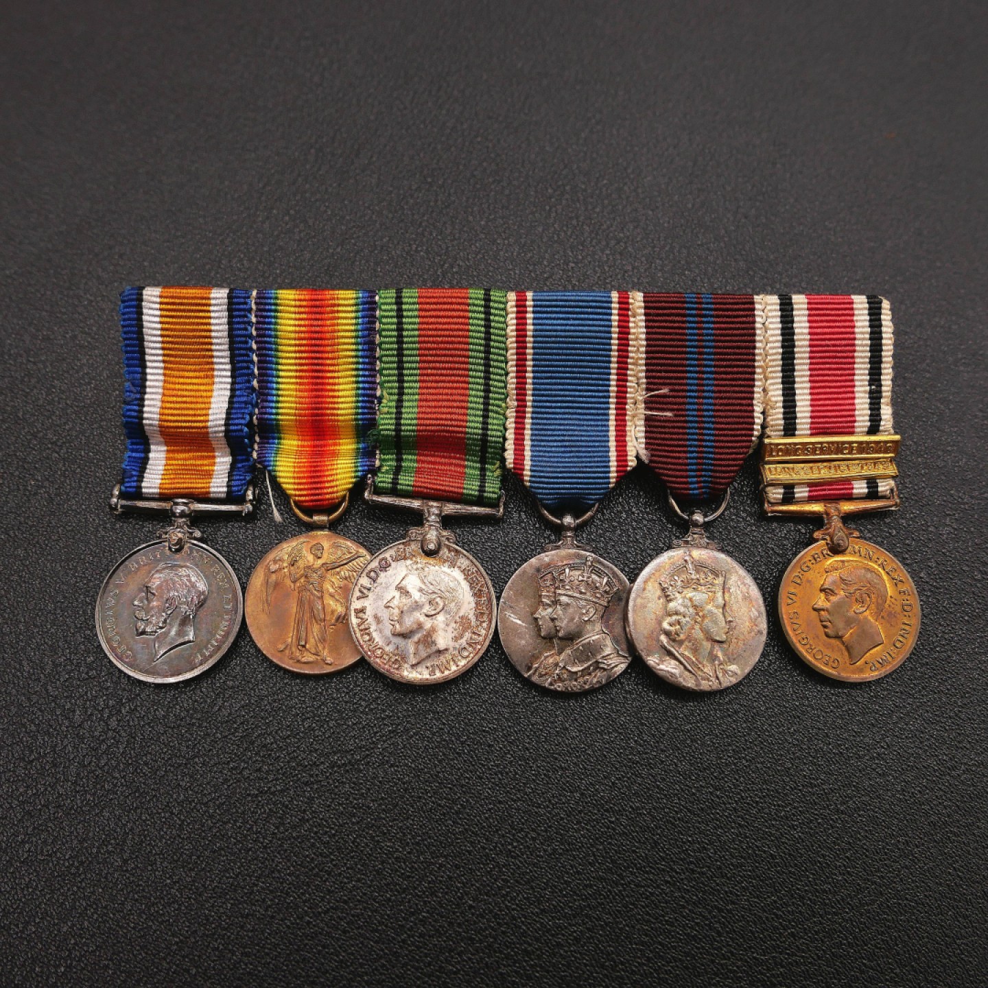 勋章奖章交易所7月23日拍卖 英国迷你奖章联排一组