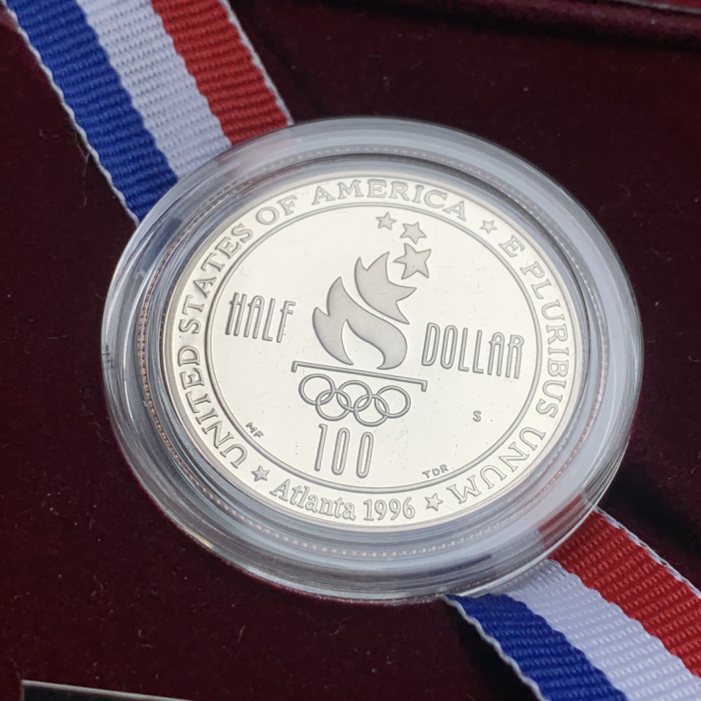 《竞宝斋》第76场-本周日，周一2场连拍（全场不限金额包邮） PROOF原包装证书美国1996年亚特兰大奥运会女足1/2美元纪念币