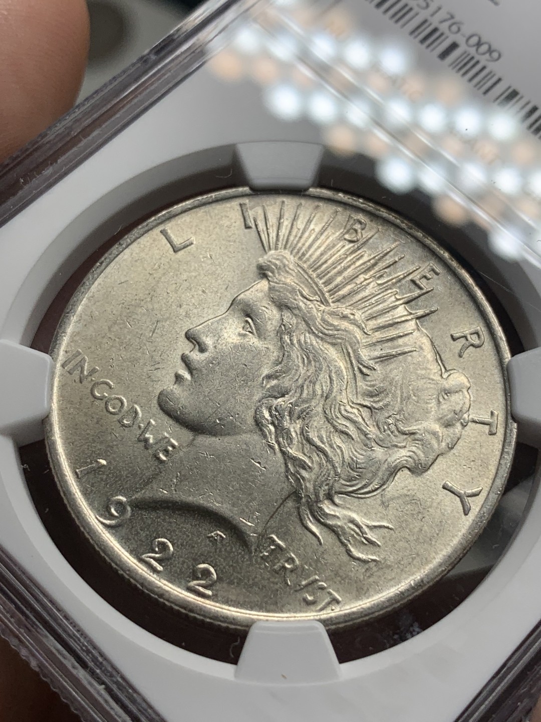 《竞宝斋》第76场-本周日，周一2场连拍（全场不限金额包邮） NGC-MS62 美国 1922年和平一元 大银币 一流品相