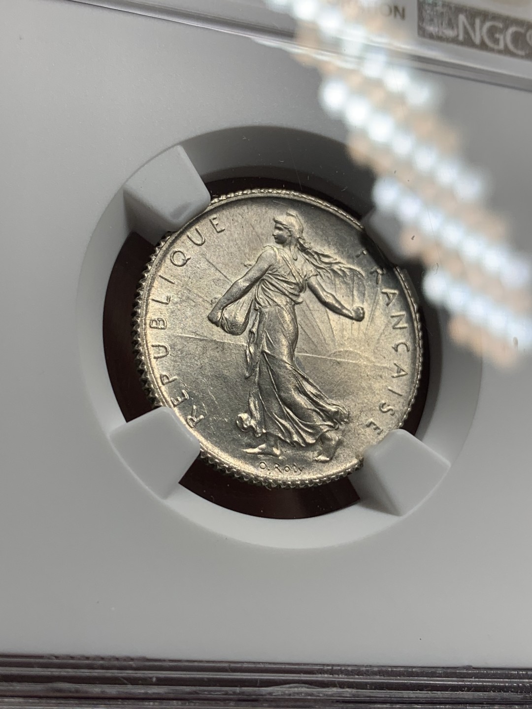 《竞宝斋》第76场-本周日，周一2场连拍（全场不限金额包邮） NGC-MS62 法国1915年 播种女神 1法郎银币 原光好品