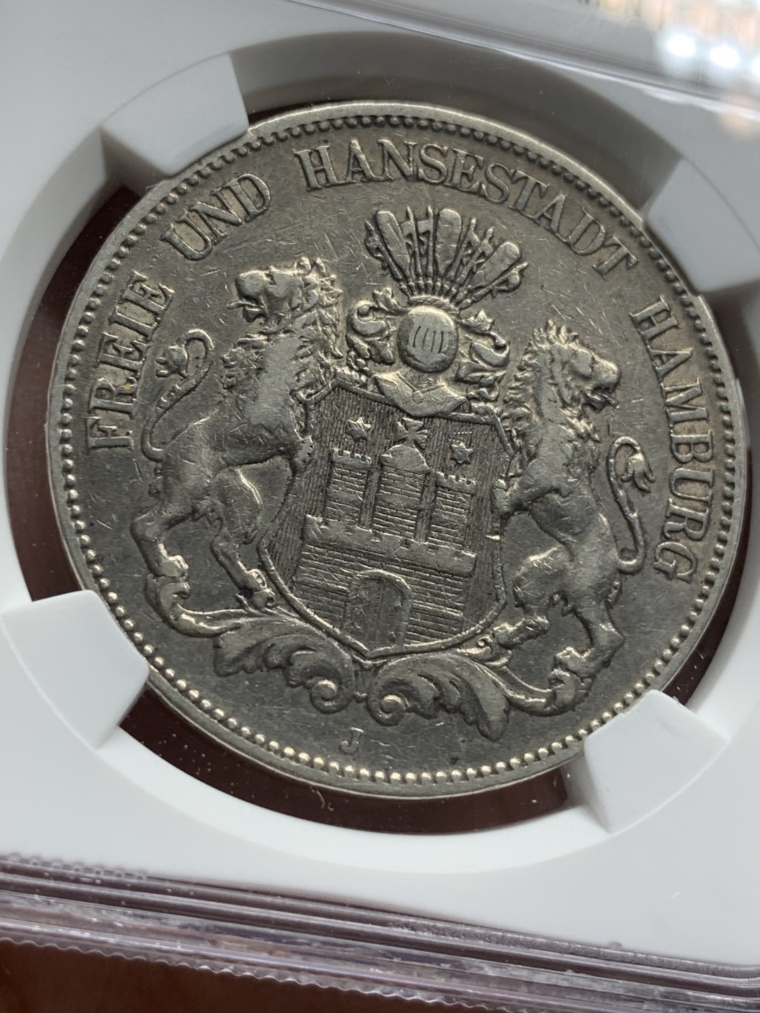 《竞宝斋》第76场-本周日，周一2场连拍（全场不限金额包邮） NGC-XF40 德国汉堡双狮 1903年J厂 5马克 银币 发行量较少 细节不错