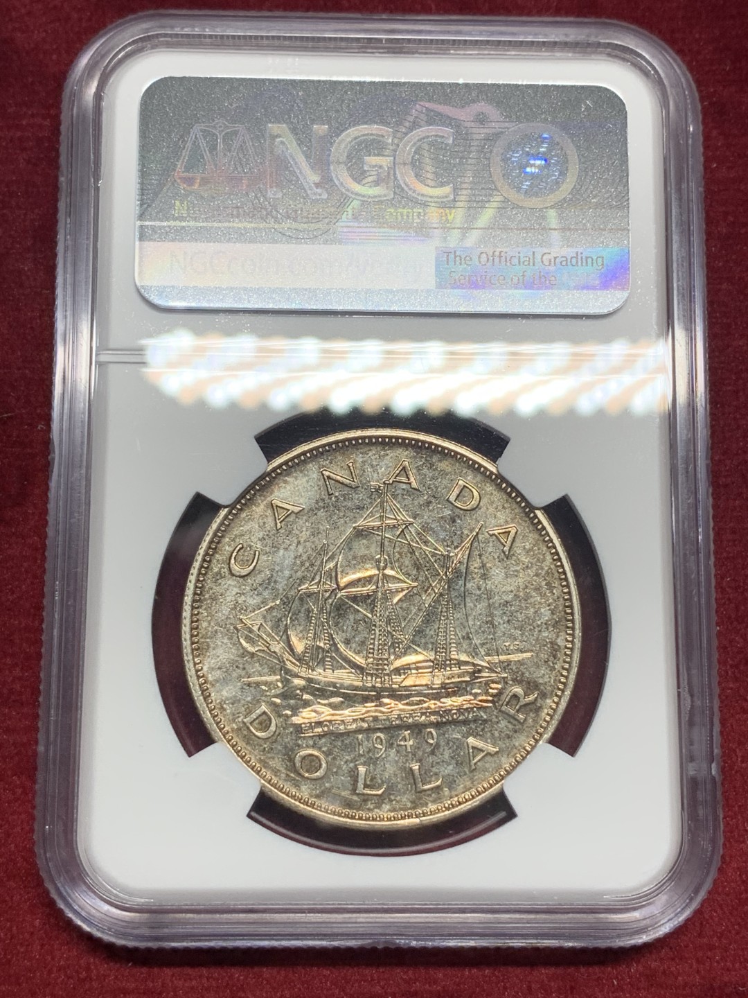 《竞宝斋》第76场-本周日，周一2场连拍（全场不限金额包邮） NGC-MS62 加拿大 1949年1元 纽芬兰加入联邦纪念银币 金黄色包浆细节清晰