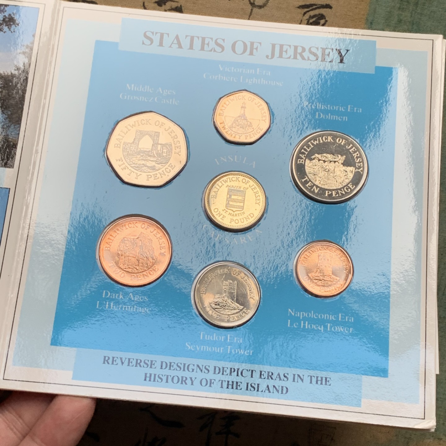 《竞宝斋》第76场-本周日，周一2场连拍（全场不限金额包邮） 泽西岛1987年清年份官方原装套币全套BU，KM#MS4