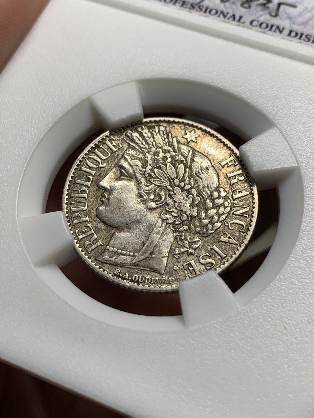 《竞宝斋》第76场-本周日，周一2场连拍（全场不限金额包邮） 1881年法国1法郎银币（银5克）原味包浆 细节不错