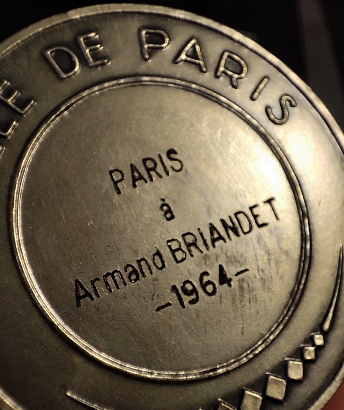 gush小明220721 法国原盒巴黎援助贡献银章950银62.5克