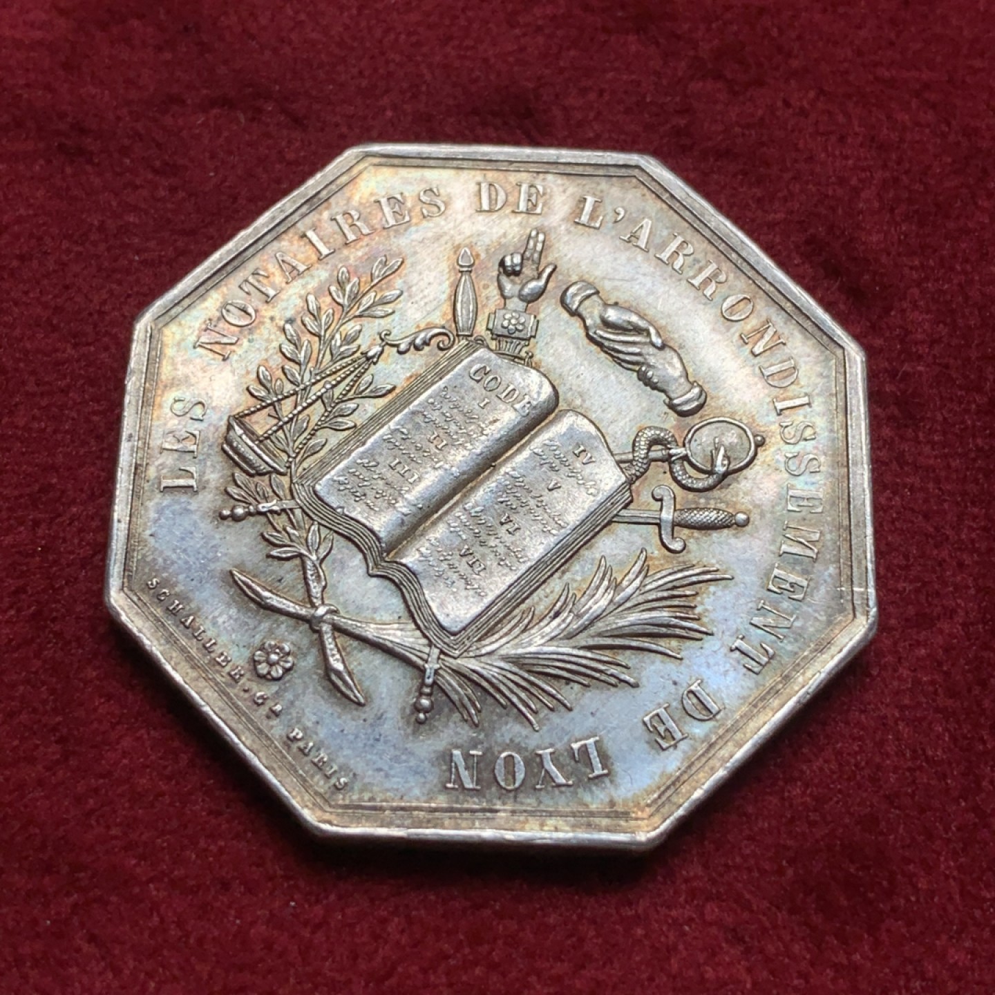 《竞宝斋》第76场-本周日，周一2场连拍（全场不限金额包邮） 法国1883年里昂公证处宪法握手版八角银章，13.8克33mm丰饶角AR边铭