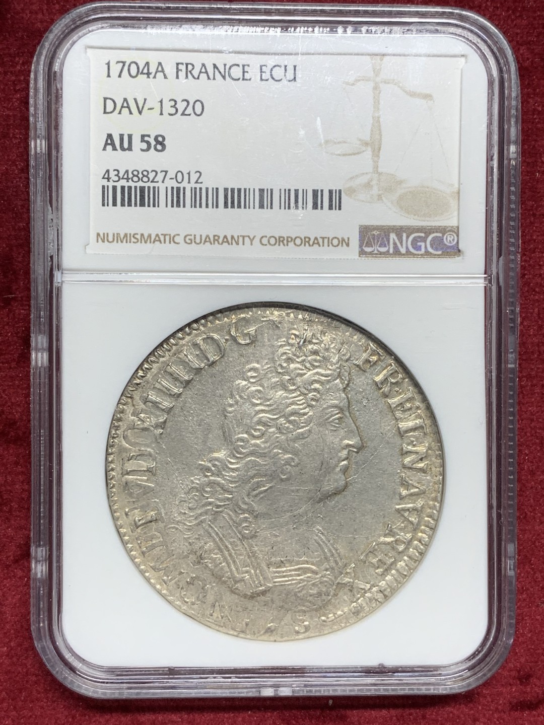 《竞宝斋》第76场-本周日，周一2场连拍（全场不限金额包邮） NGC AU58 1704年法国路易十四埃居 亚军分，黄油光深打无减重，这个版本全部是在旧币上重新压制，能有这个状态非常难得