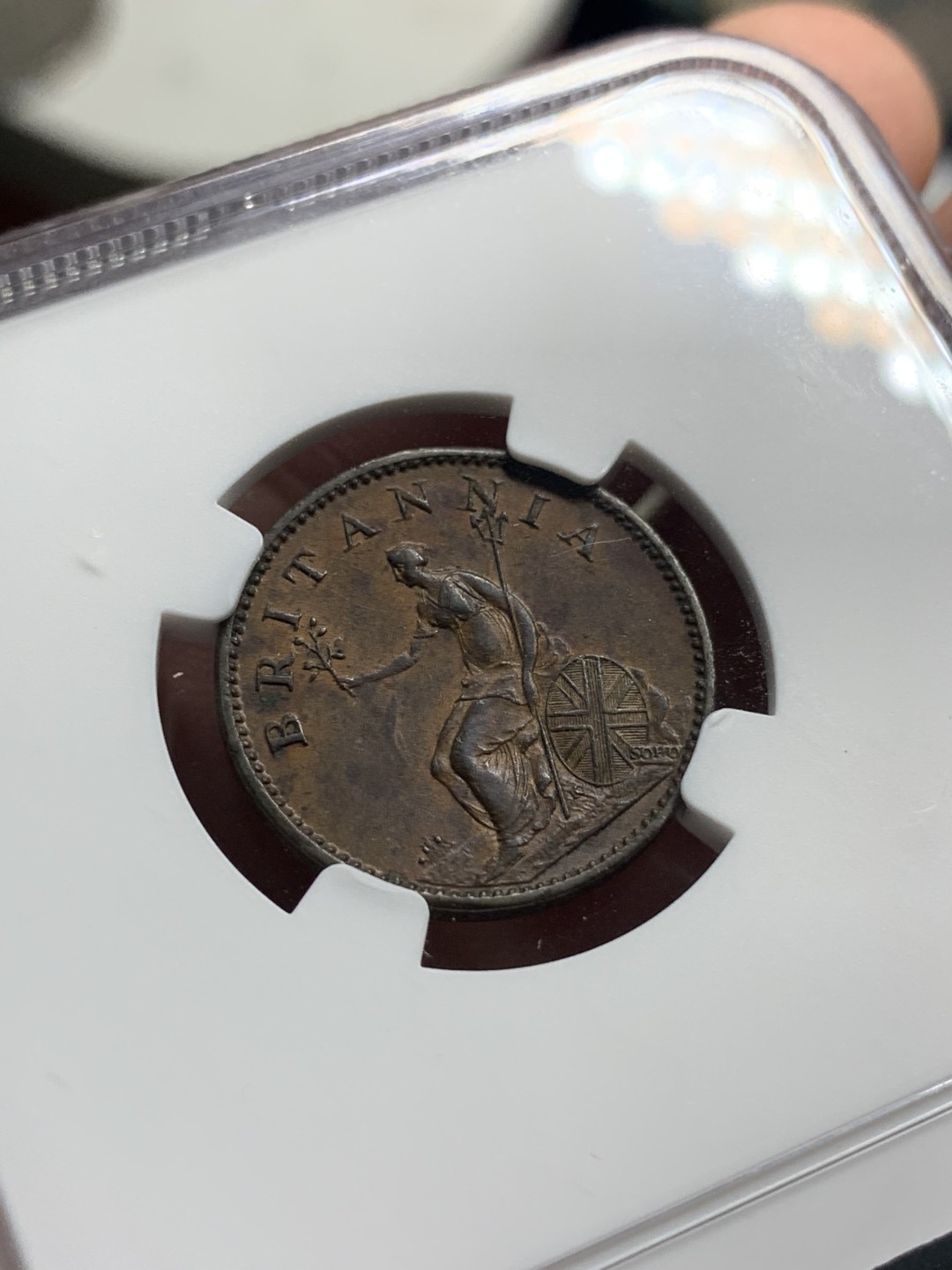 《竞宝斋》第76场-本周日，周一2场连拍（全场不限金额包邮） NGC-AU55BN 英国1806年1/4便士铜币 非常苛刻的严评 人像面高点几无损失