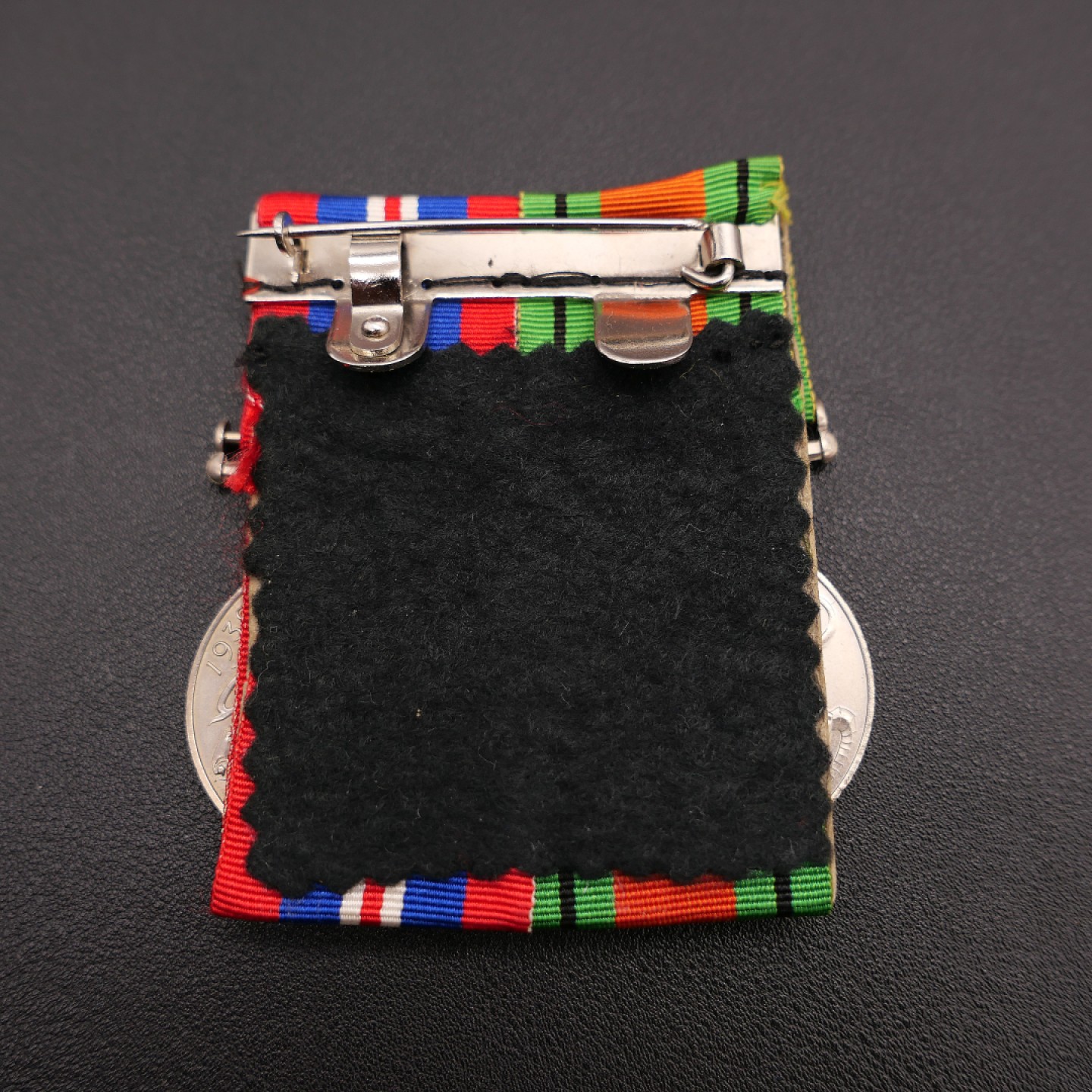 勋章奖章交易所7月23日拍卖 英国二战及二战防御奖章联排