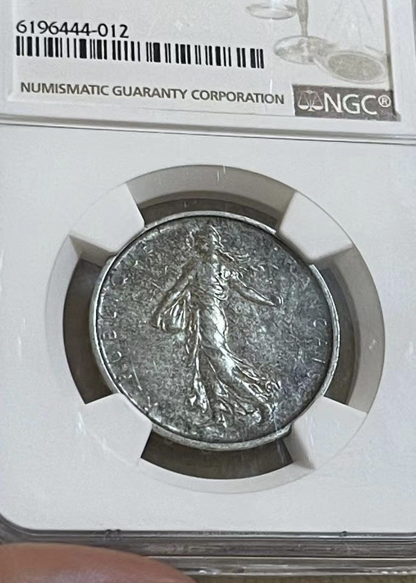 【麦克币章收藏】拍卖第二期 法国1962年法朗银币，拆卷首枚币，包浆nice