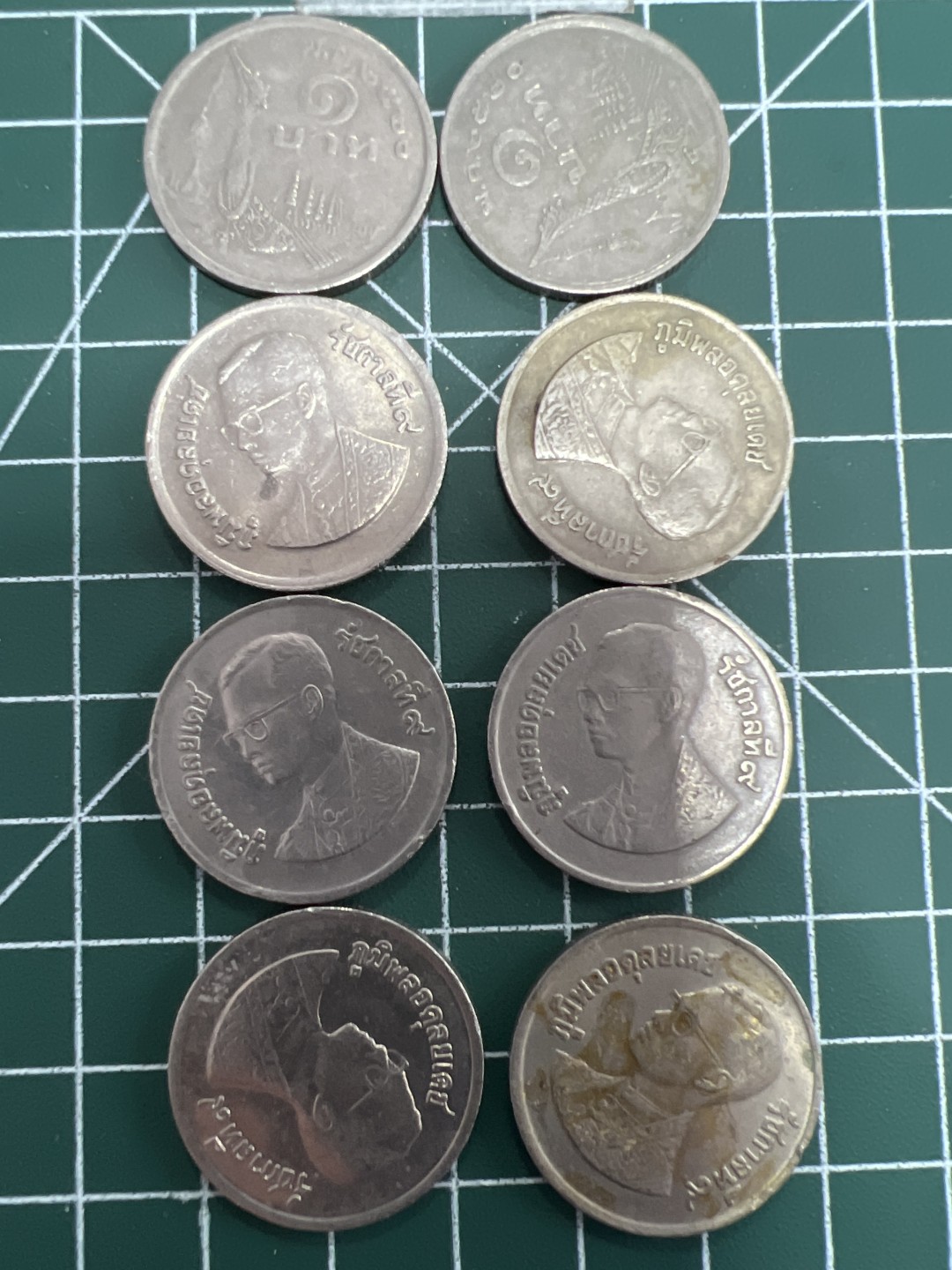 泡泡堂第三十一期  世界硬币纪念章专场（无押金，无佣金，捡漏，全场20包邮，偏远地区除外） 泰国老版大一铢八个