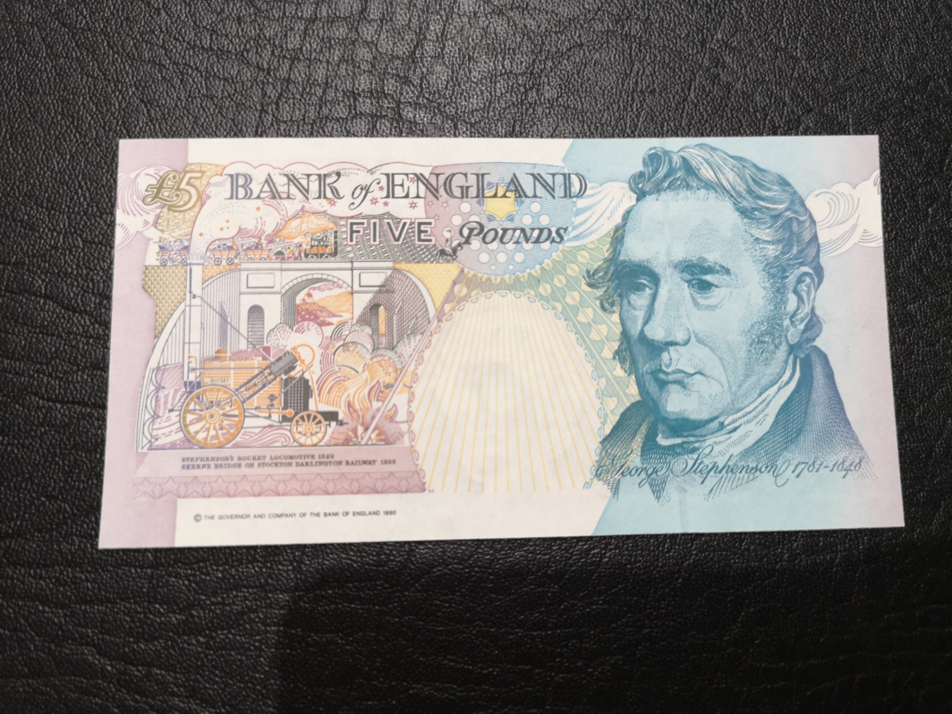 《外钞收藏家》第一百九十期 英国E序列5镑 全新UNC