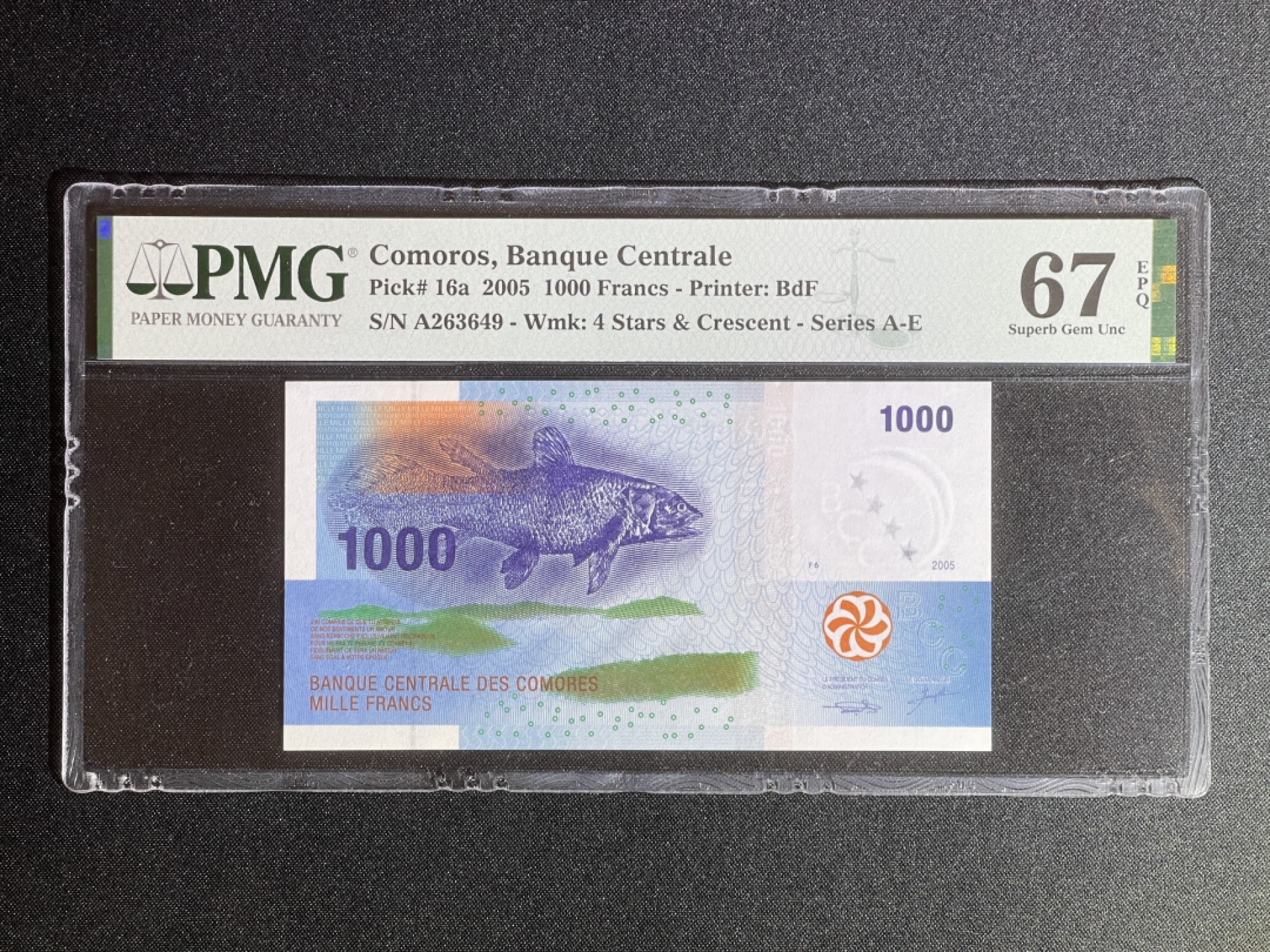 《张总收藏》65期——外币盛宴 科摩罗1000法郎 PMG67E 2005年版