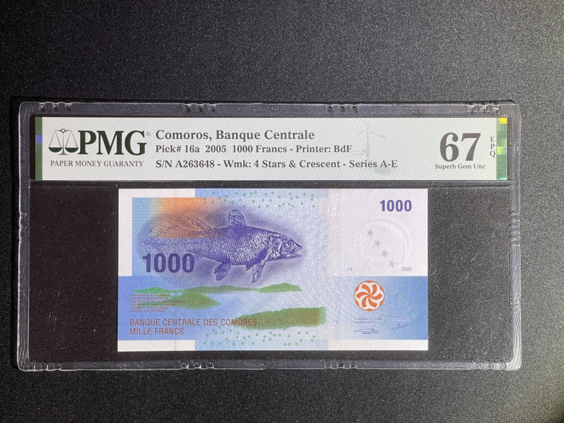 《张总收藏》65期——外币盛宴 科摩罗1000法郎 PMG67E 2005年版
