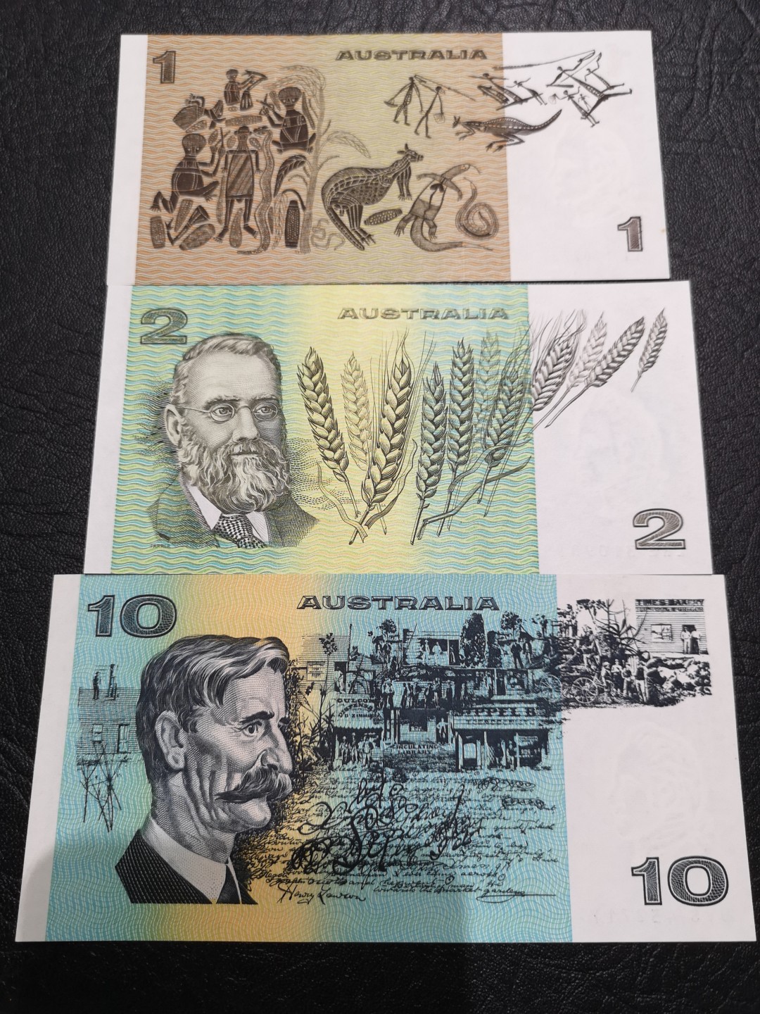 《外钞收藏家》第一百九十期 澳大利亚1、2、10澳元 三张全新 只有1元荧光潮 起他没问题