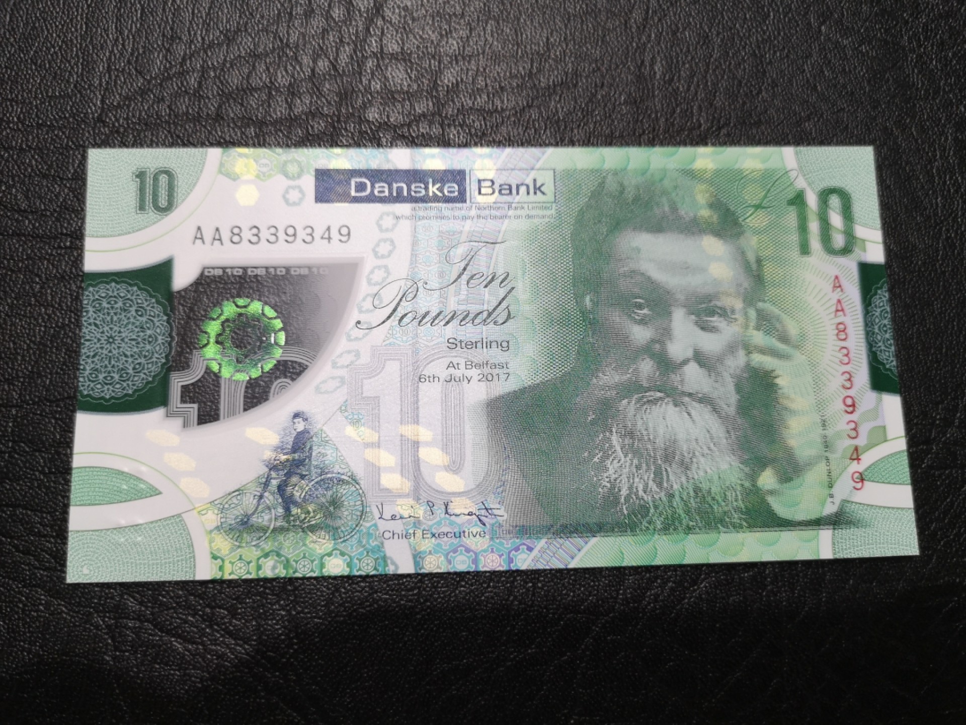 《外钞收藏家》第一百九十期 2017年北爱尔兰丹斯克银行10镑 AA冠 全新UNC 