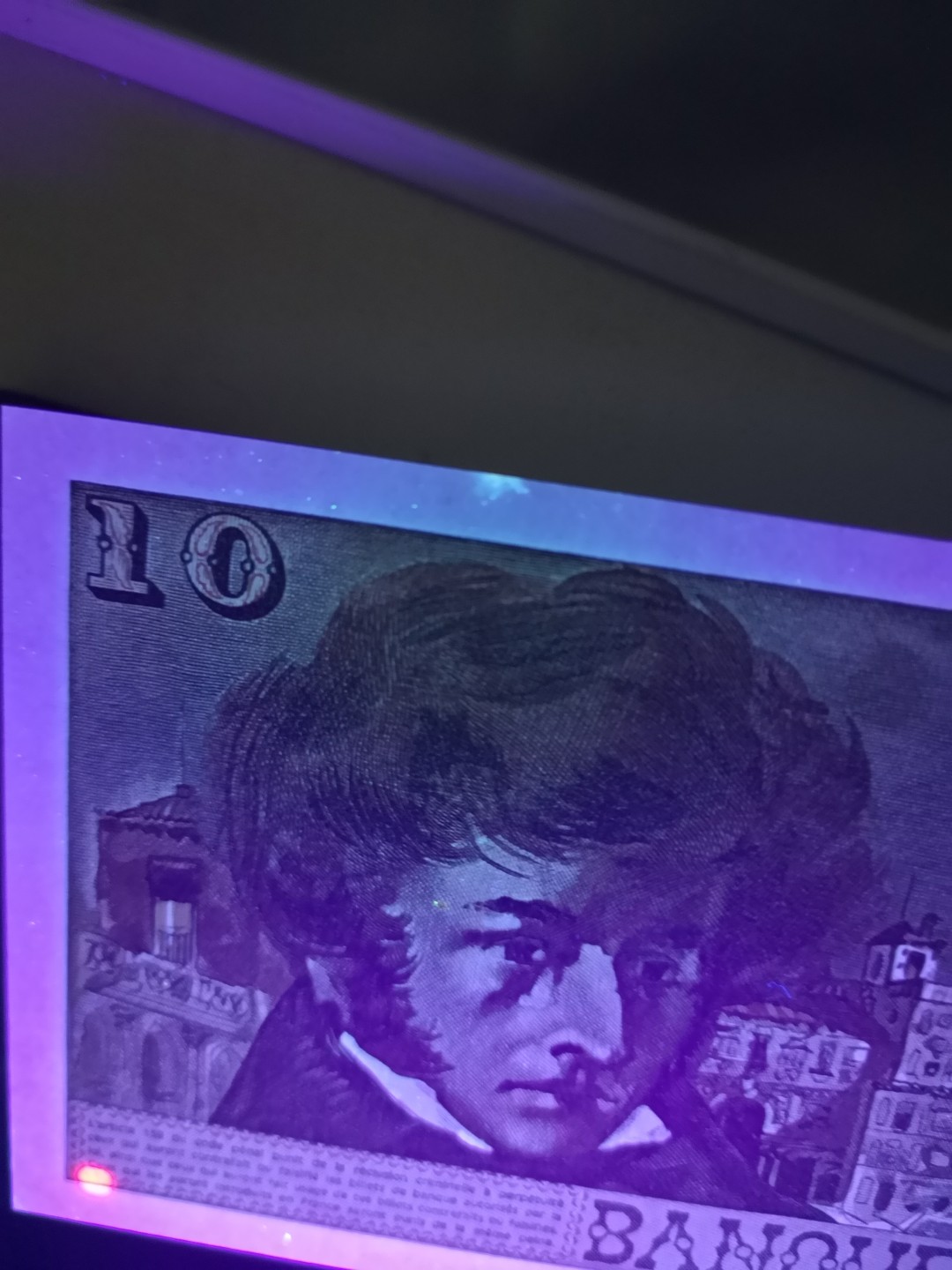 《外钞收藏家》第一百九十期 1978年法国10法郎 全新 无孔 有一个荧光瑕疵