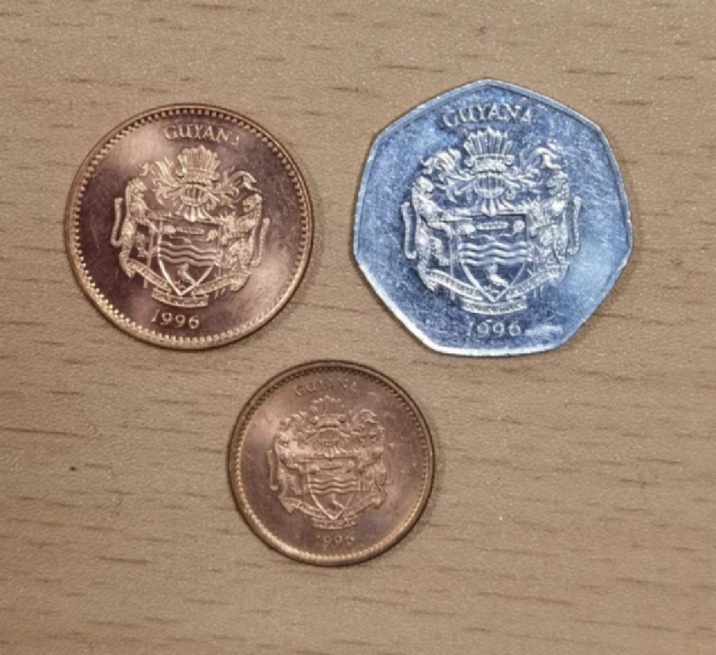 北京马甸外国钱币专卖微拍第八十一期，非贵金属流通币，纪念币专场，陆续上新，欢迎关注 圭亚那