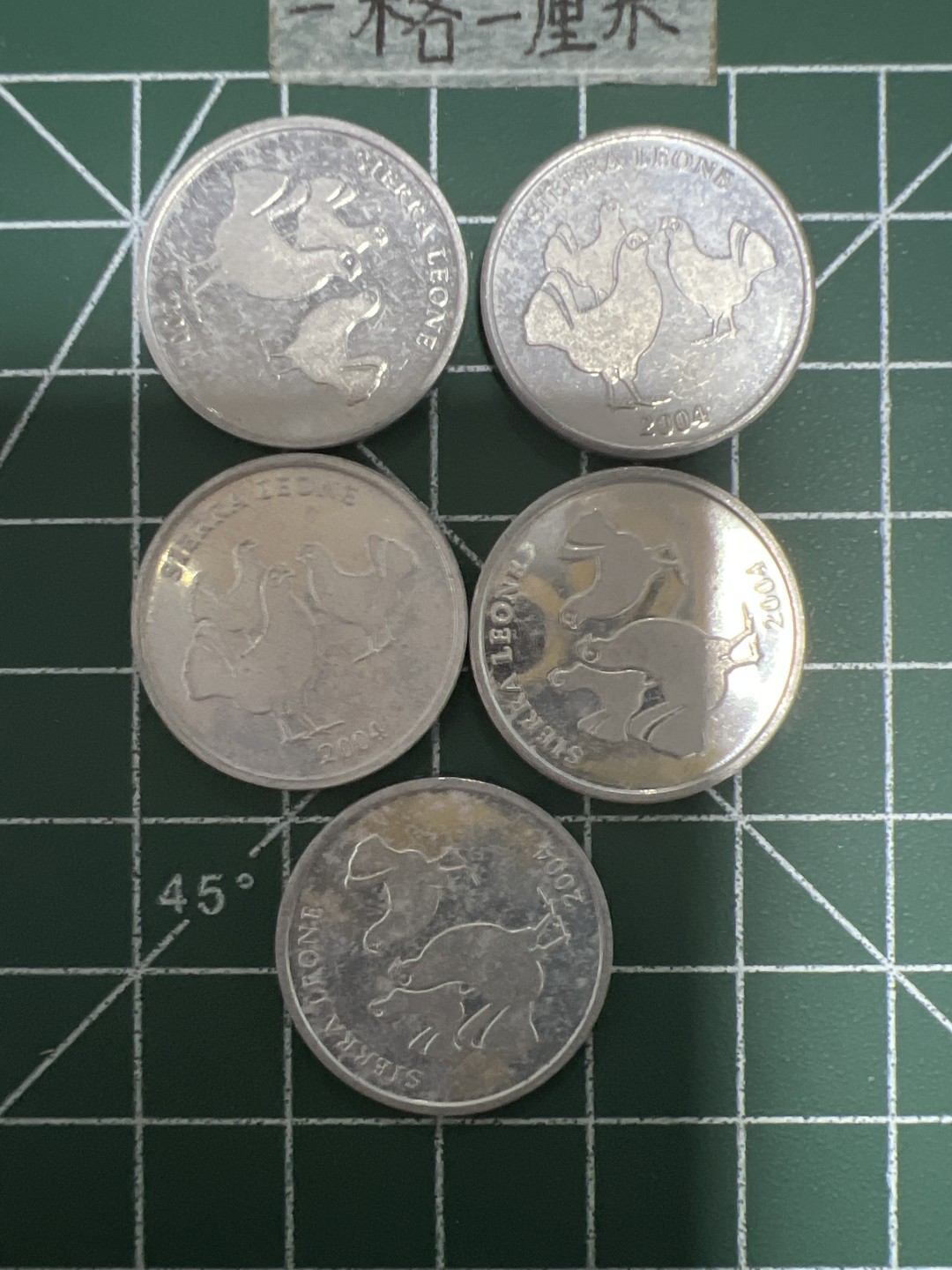 泡泡堂第三十四期  世界硬币纪念章专场（无押金，无佣金，捡漏，无押金，无佣金，捡漏，全场20包邮，偏远地区除外） 塞拉利昂母鸡五个