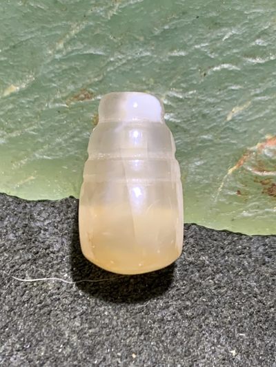 川料南红玛瑙荔枝冻通货一体佛头三通一个， - 川料南红玛瑙荔枝冻通货一体佛头三通一个，